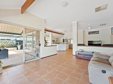 11 Pulsano Mews, Secret Harbour WA 6173