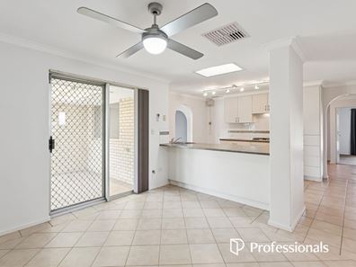 208 Dawson Avenue, Forrestfield WA 6058