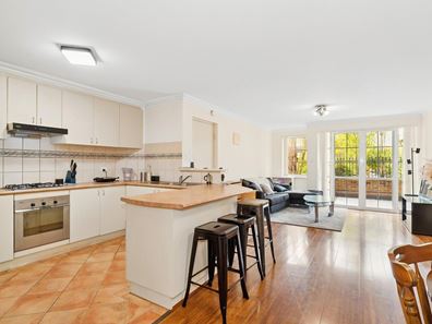 45/123 Wellington Street, East Perth WA 6004