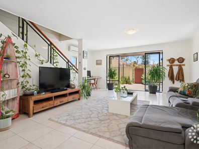 21A Watkins Street, White Gum Valley WA 6162