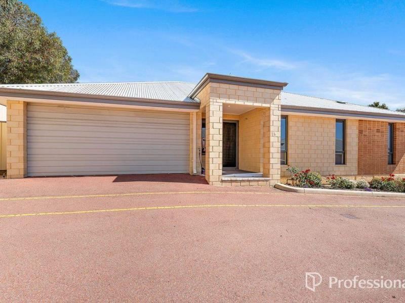 9/8 Benson Court, Mount Nasura