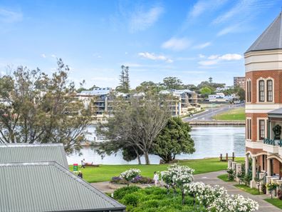 18 Bruce Street, North Fremantle WA 6159
