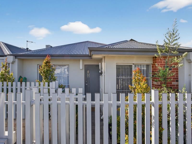 53 Winderie Road, Golden Bay WA 6174
