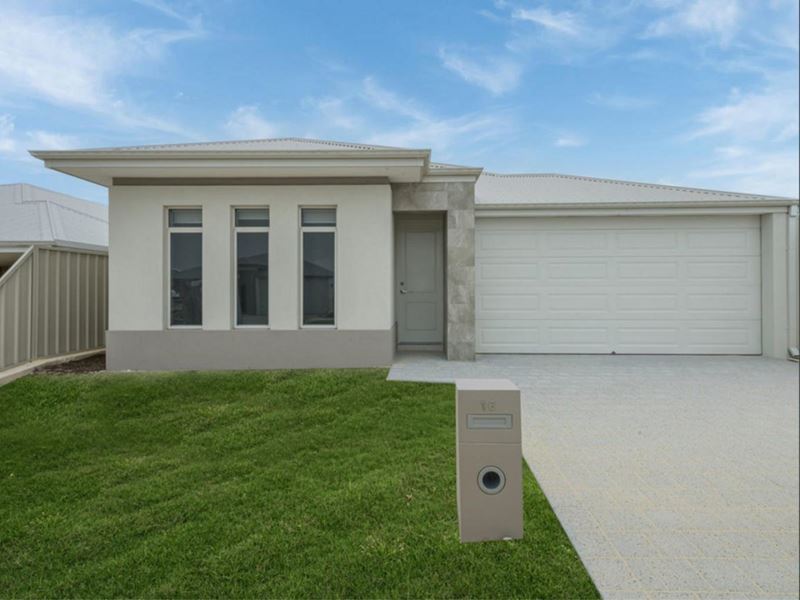 16 Holiday Way, Yanchep
