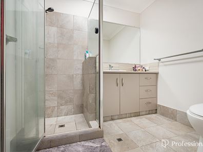 28 Nerrel Street, Waggrakine WA 6530