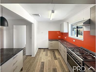 11 Patterson Crescent, Dampier WA 6713