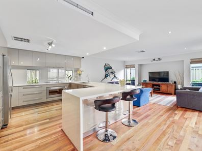 41 Milano Avenue, Stirling WA 6021