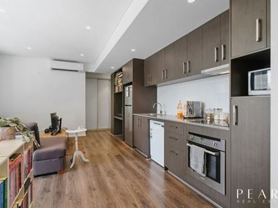 3/2 Flecker Promenade, Aveley WA 6069