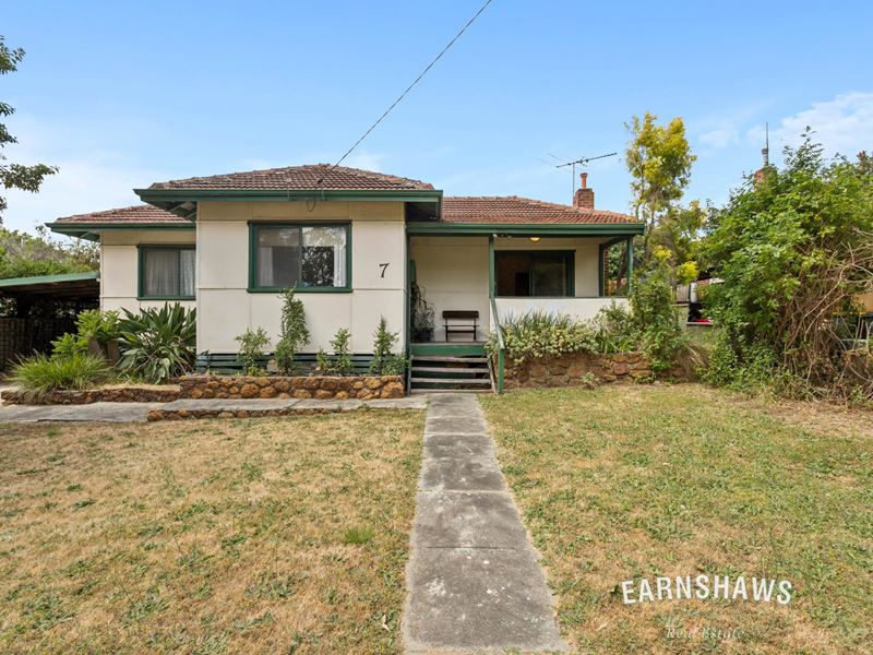 7 Mudalla Way, Koongamia WA 6056