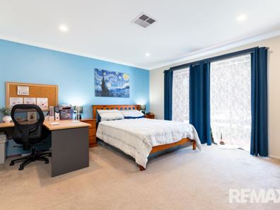 10 Elderiana Link, Banksia Grove WA 6031