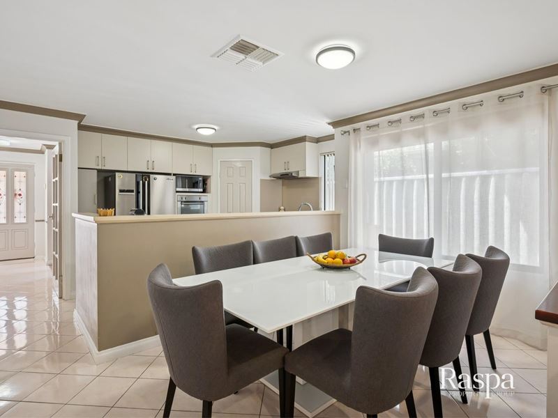 35a Marshwood Retreat, Bibra Lake WA 6163