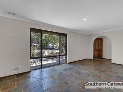 20 Astinal Drive, Gosnells WA 6110