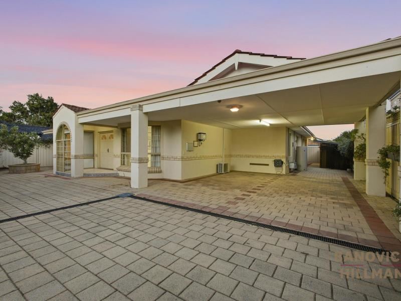 2/118 Robert Street, Como