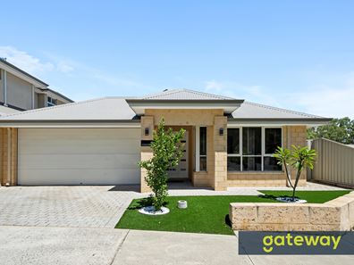 4 Windermere Circuit, Success WA 6164