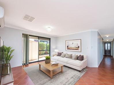 27 Centre Circle, Ellenbrook WA 6069