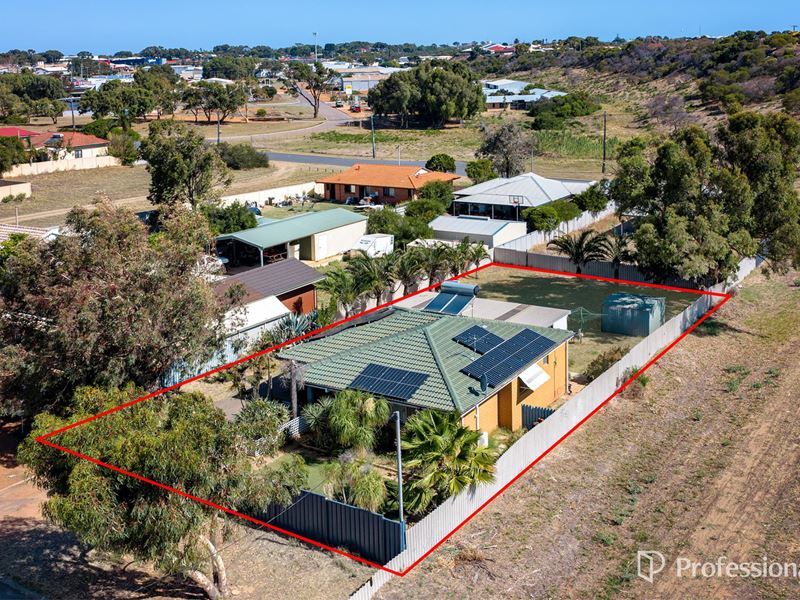 19 Houtman Street, Wonthella WA 6530