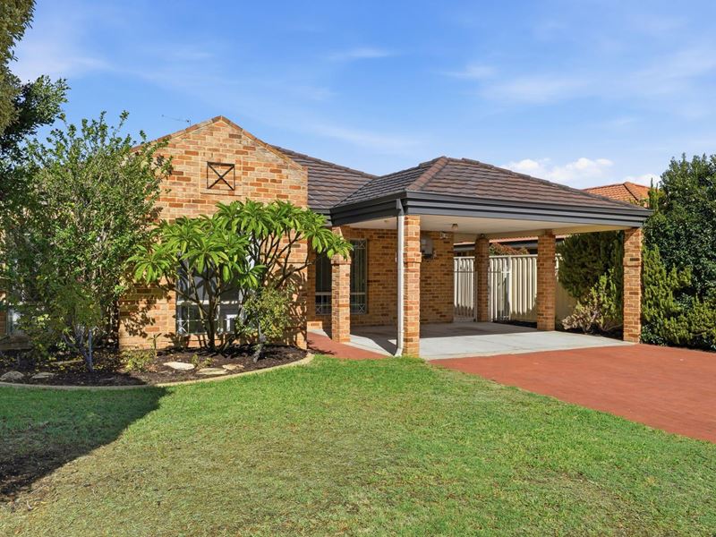 11 Estcourt Road, Redcliffe WA 6104