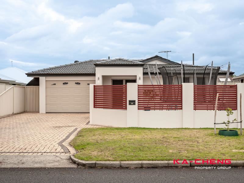 11 Paringa Street, Morley WA 6062