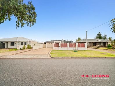 11 Paringa Street, Morley WA 6062