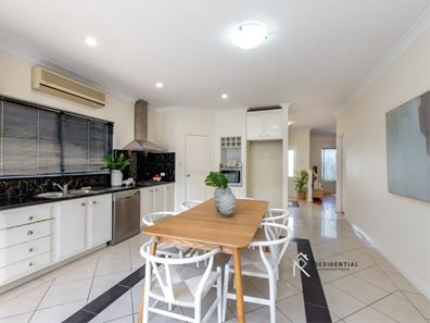 29 Civic Place, Stirling WA 6021
