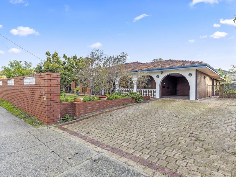 253 Morley Drive, Dianella