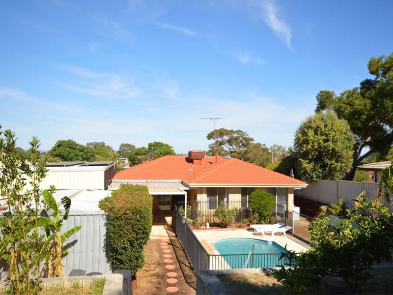 14 Andante Street, Falcon