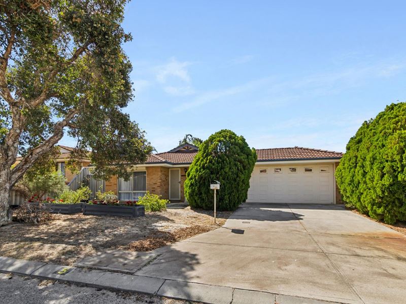5 Elbrus Way, Caversham WA 6055