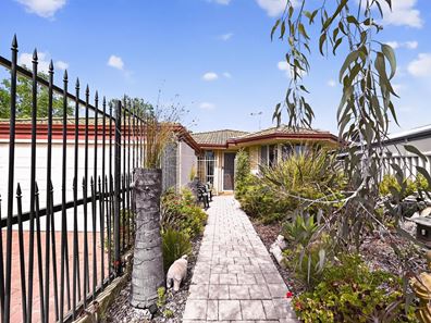 4 Elsfield Way, Bassendean WA 6054