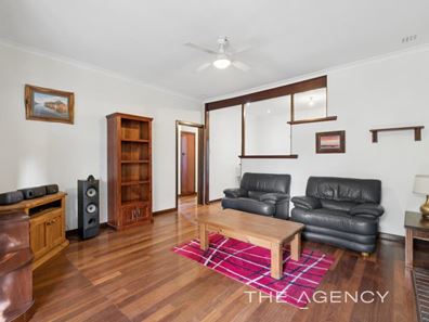 4 Paris Way, Karrinyup WA 6018
