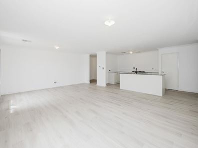 3 Paluma Grove, Yanchep WA 6035