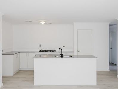 3 Paluma Grove, Yanchep WA 6035