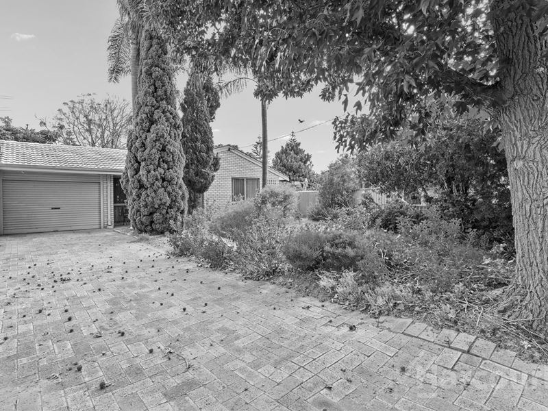 2/7 Windermere Way, Greenfields