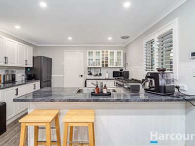12 Moree Lane, Quinns Rocks WA 6030