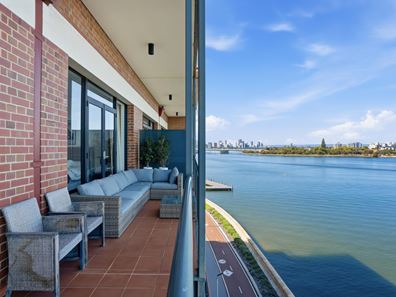 303/173 Mounts Bay Road, Perth WA 6000