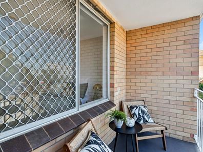10/35 Osborne Place, Stirling WA 6021
