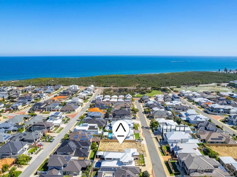 7 Tulum Approach, Iluka WA 6028