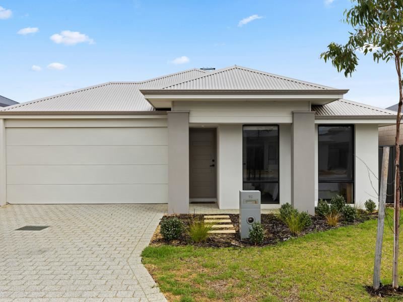 19 Woomera Grange, Byford