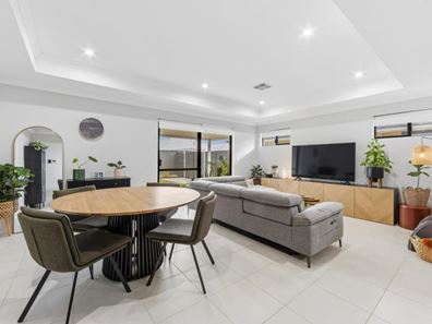 19 Woomera Grange, Byford WA 6122