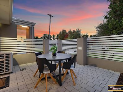 25 Mona Avenue, Beckenham WA 6107