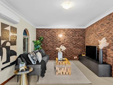 13 Fernlea Street, Warwick WA 6024