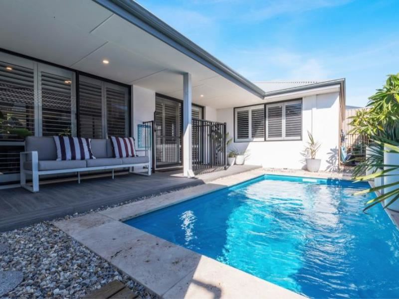 10 Mantis Grove, Karnup WA 6176
