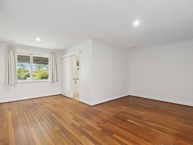 6 Ranmore Way, Morley WA 6062