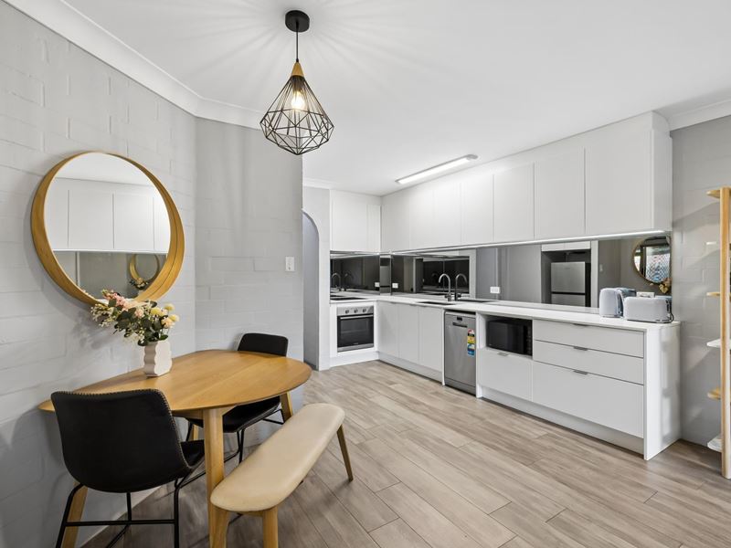 1/21 Leonard Street, Victoria Park