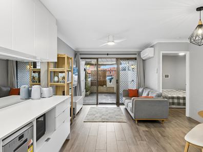 1/21 Leonard Street, Victoria Park WA 6100