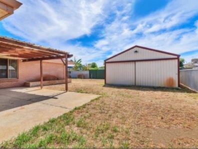 7 Jubilee Drive, Waikiki WA 6169