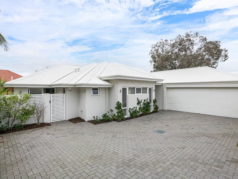 8A Petra Street, Palmyra WA 6157
