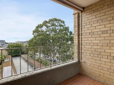 64/38 Kings Park Road, West Perth WA 6005