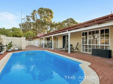 22 Woodville Heights, Hillarys WA 6025