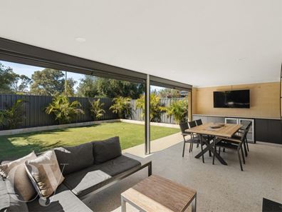 39A Bellanger Drive, Beldon WA 6027