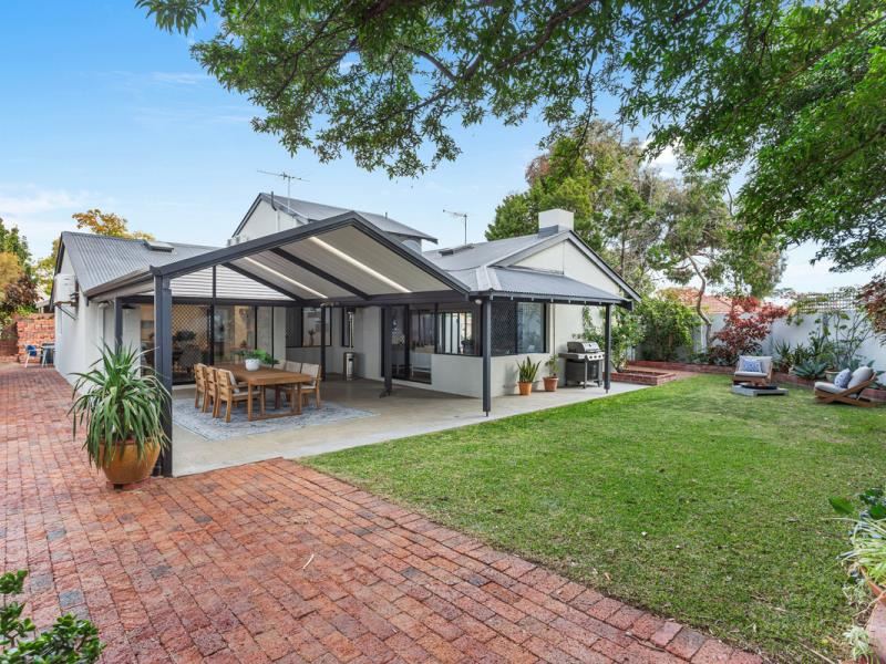 12 Robert Street, Dalkeith WA 6009